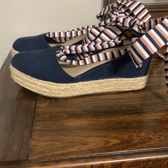 Just Fab wedges - Picture 3 of 5